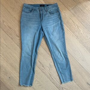 Lucky Brand Light Wash Ankle Jeans